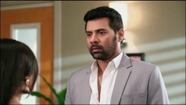 Pyaar Ka Pehla Naam Radha Mohan - 19th July 2023